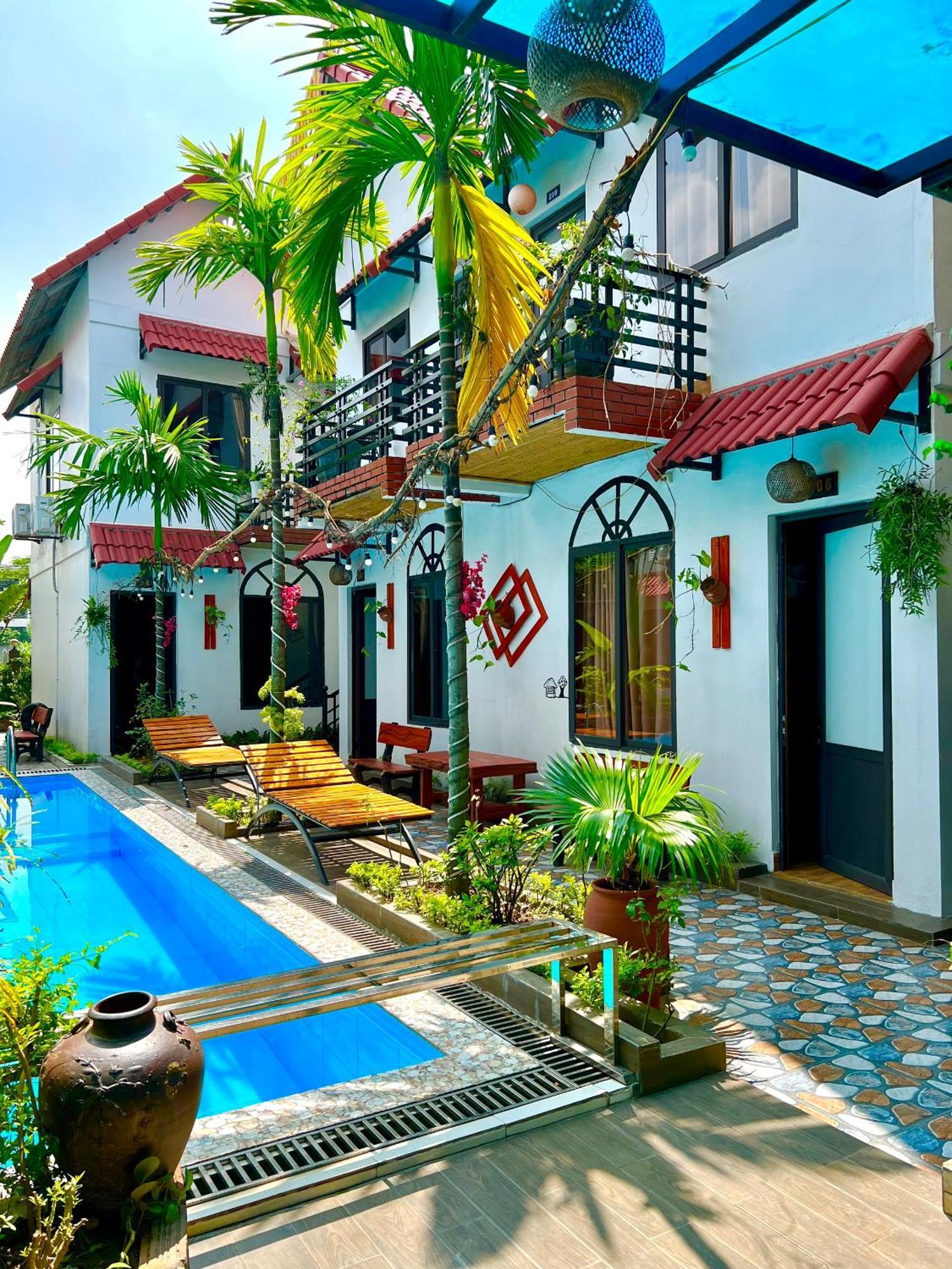 The Pineapple House Bed and Breakfast Νιν Μπιν Εξωτερικό φωτογραφία