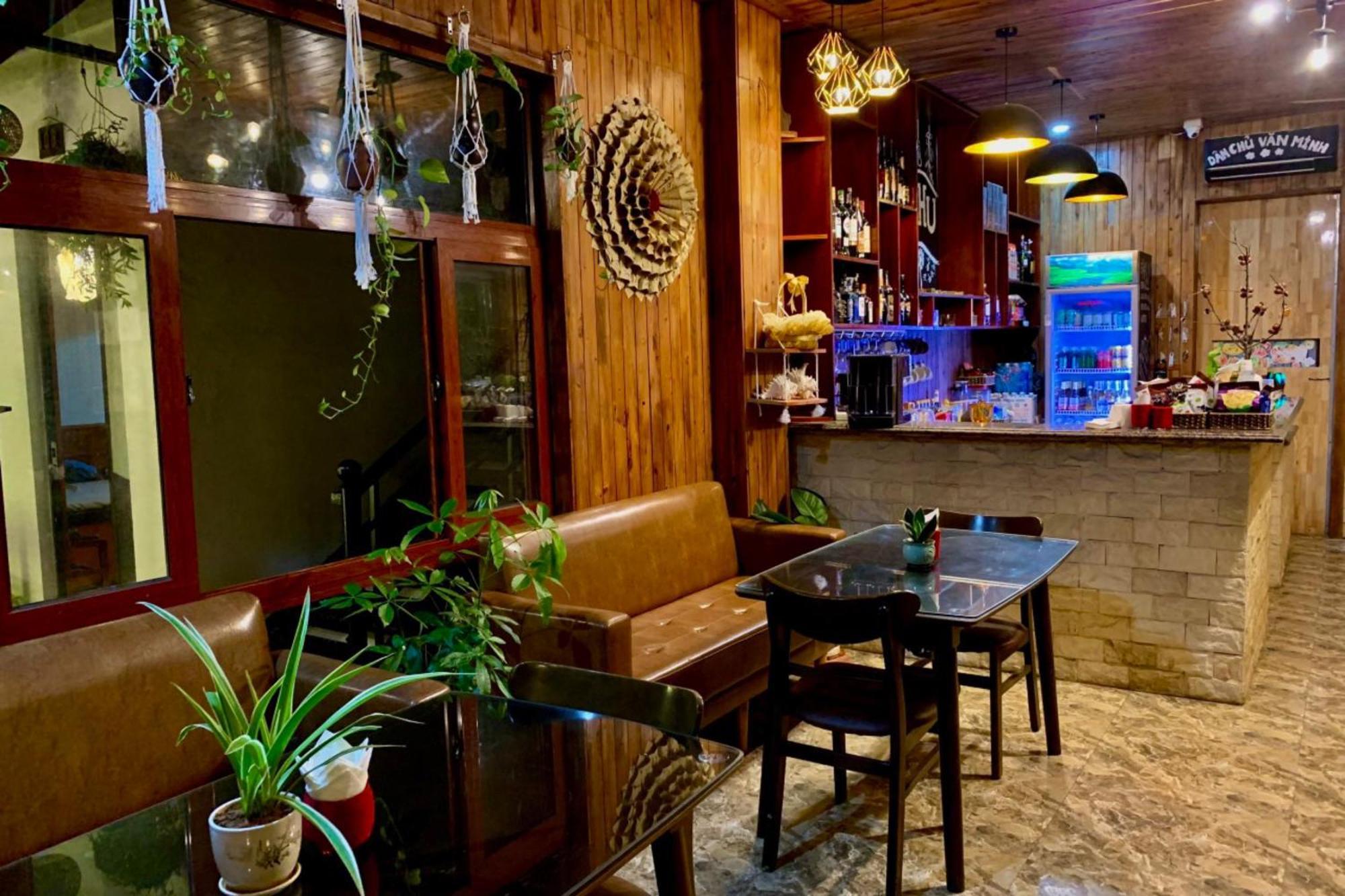 The Pineapple House Bed and Breakfast Νιν Μπιν Εξωτερικό φωτογραφία